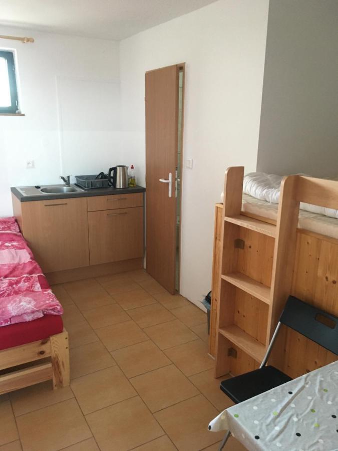 Vinarstvi Ehrlich Apartman Milotice Kültér fotó